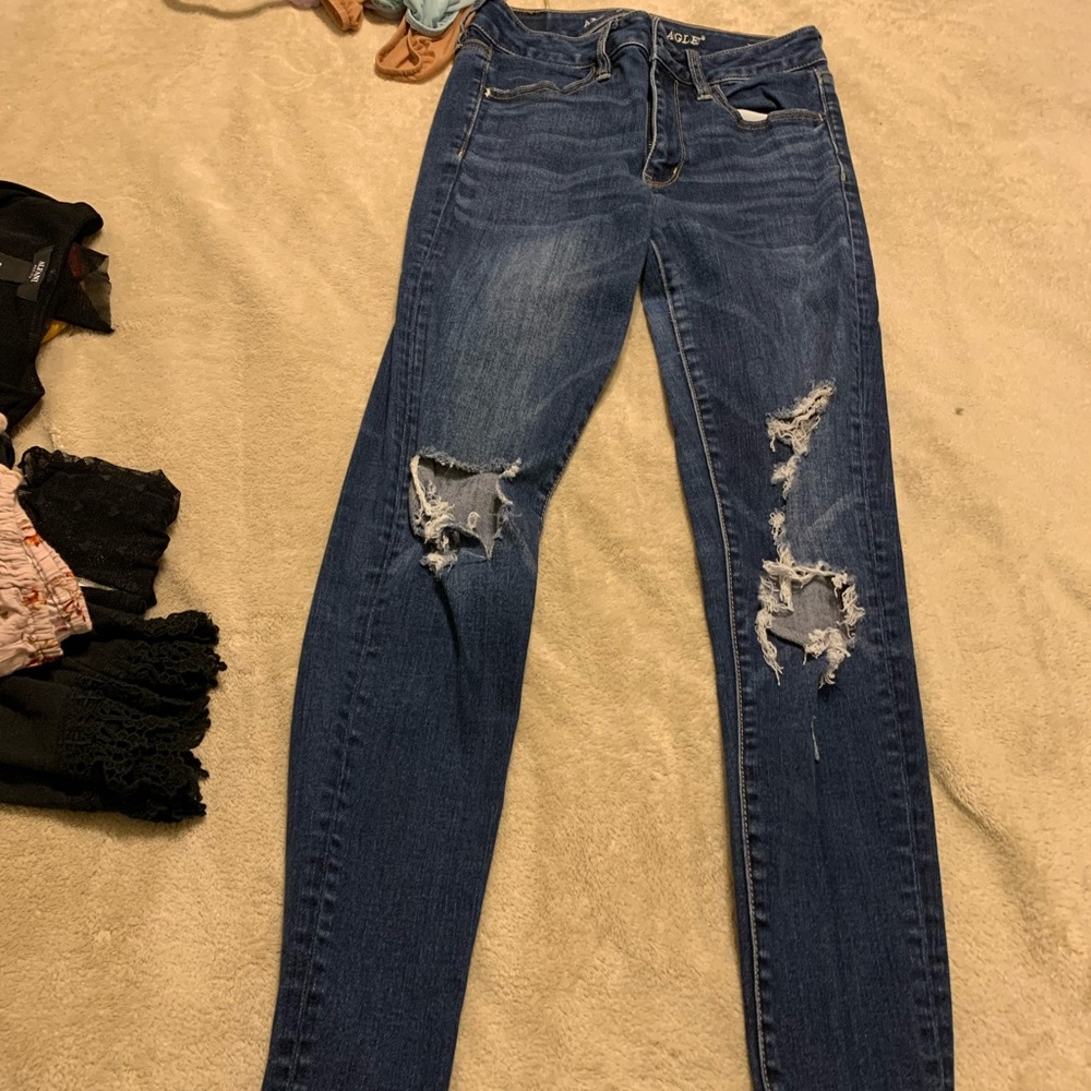 Destroyed skinny jeans